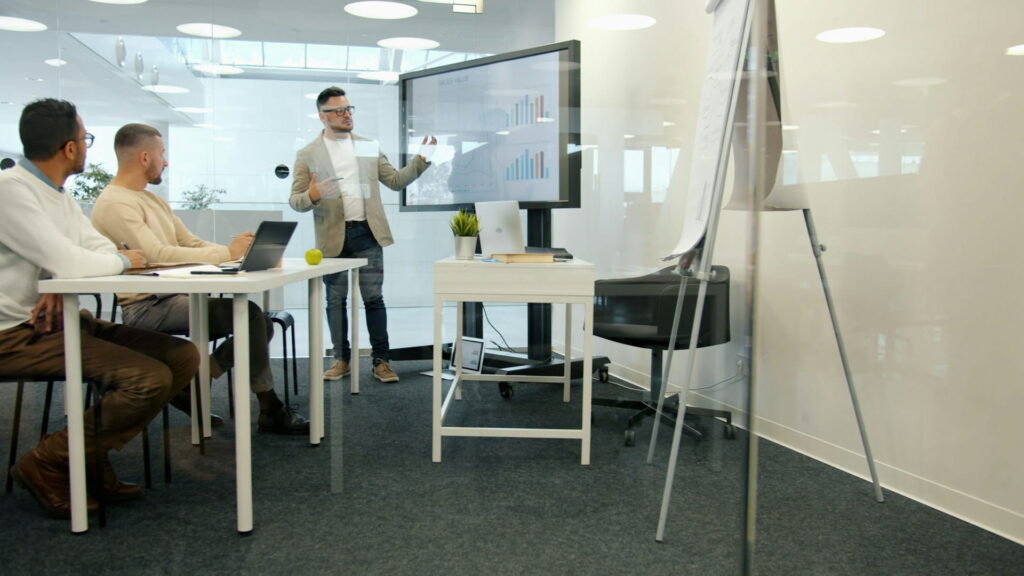 B2B Finance Growth Strategies That Actually Move the Needle in 2026